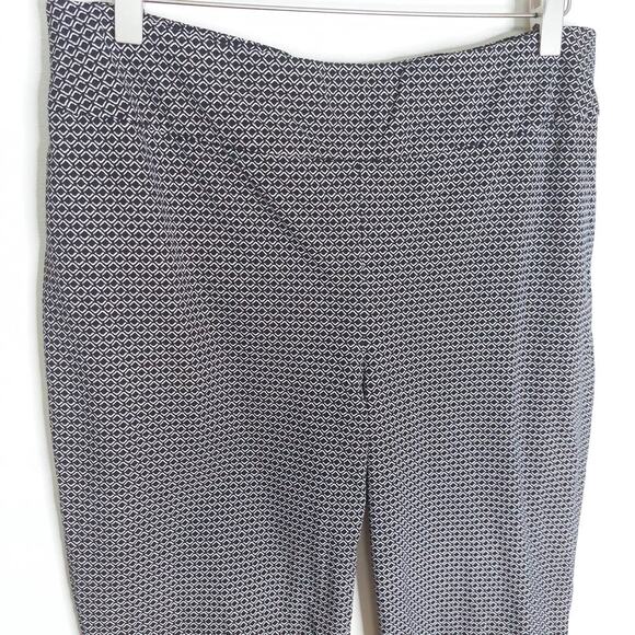 Chico’s So Slimming Womens 1.5 Black White Geo Ankle Pants Trousers Medium 10 - Picture 2 of 6